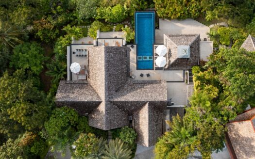 Villa Benyasiri | Kamala Headland