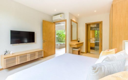 Modern and Spacious Pool Villa Cherng Thale