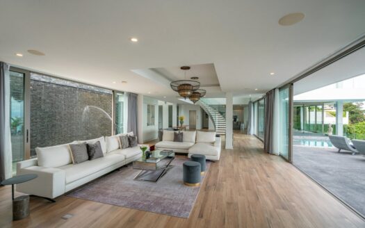 Silver Moon | Kamala Headland