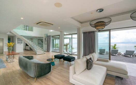 Silver Moon | Kamala Headland